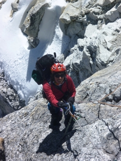 images/CIM/2011/Amadablam-P1010579_red.jpg
